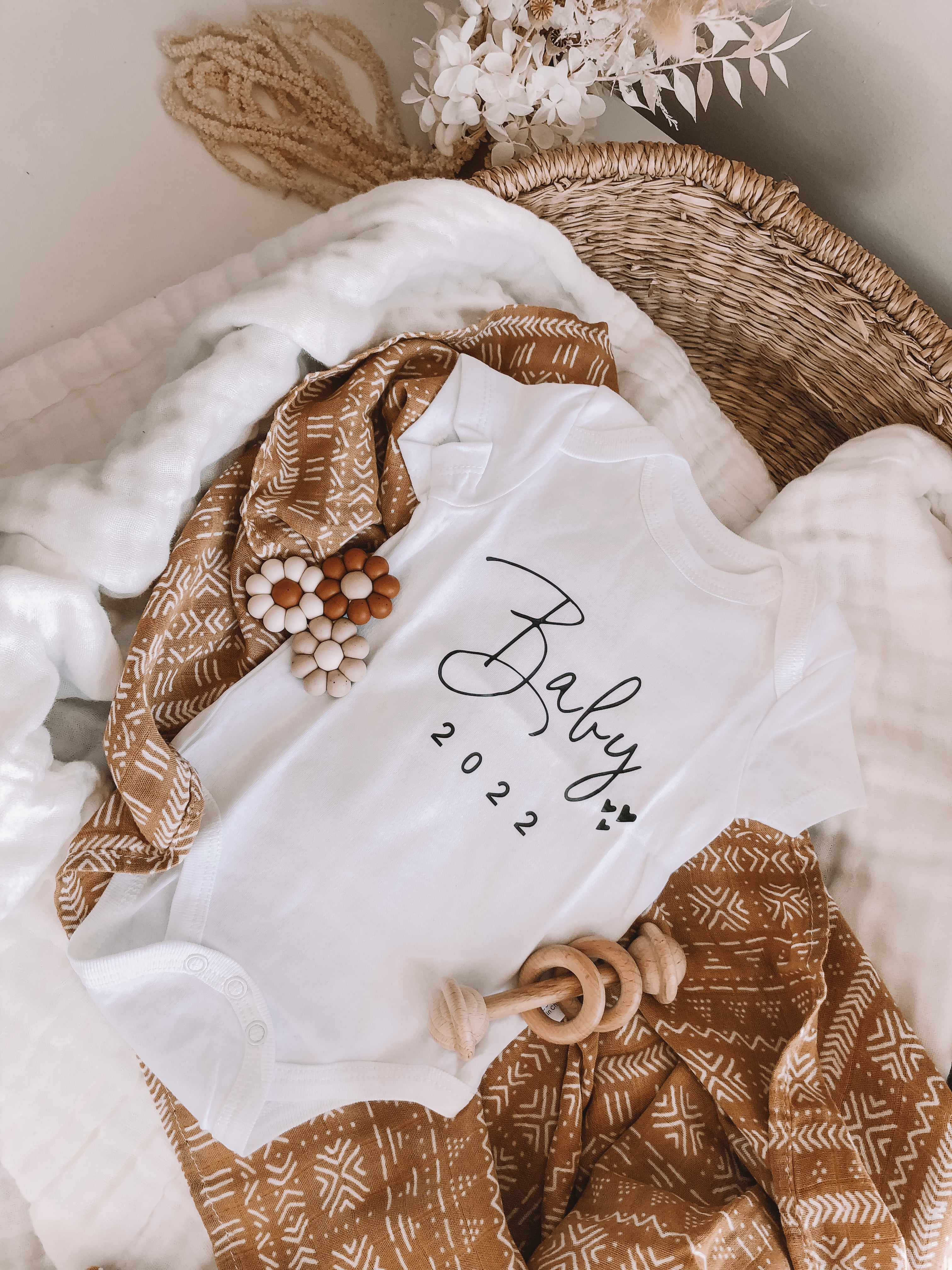 Baby 2022 - Pregnancy Announcement Romper
